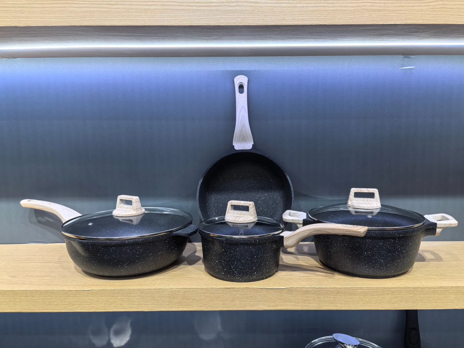 Kitchen Tool Pot Pans Non-Stick Non-Toxic Healthy Nonstick Kitchenware Cooking Cookware Set