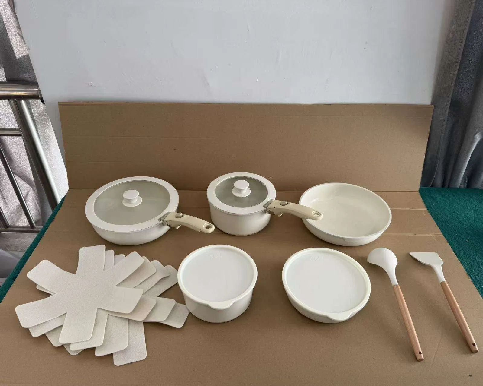 Aluminum Cookware Set Lightweight Kitchenware Induction Bottom Classic Design