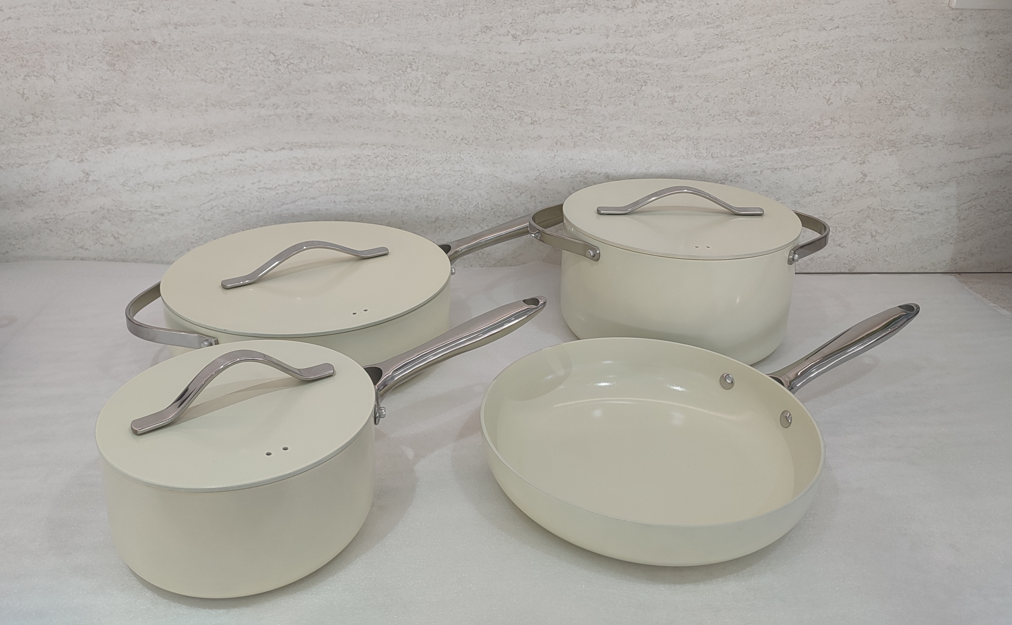 Cookware detail 1