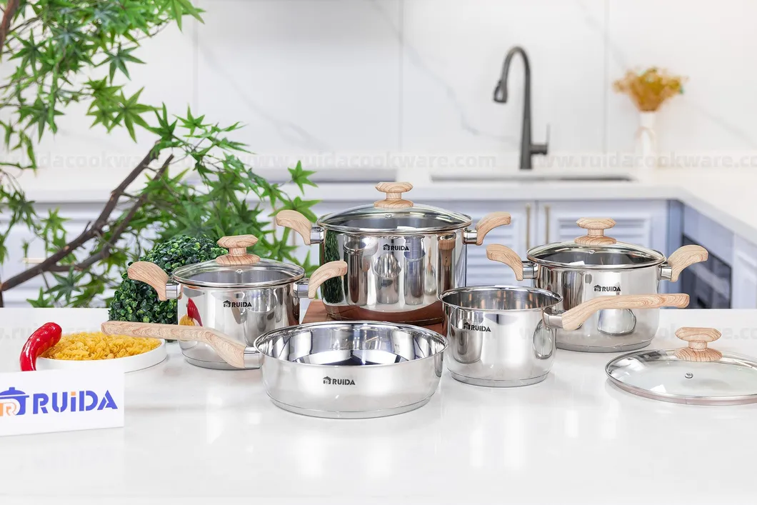 New Design 9PCS Mirror Polishing Wooden Handle Cookware Set