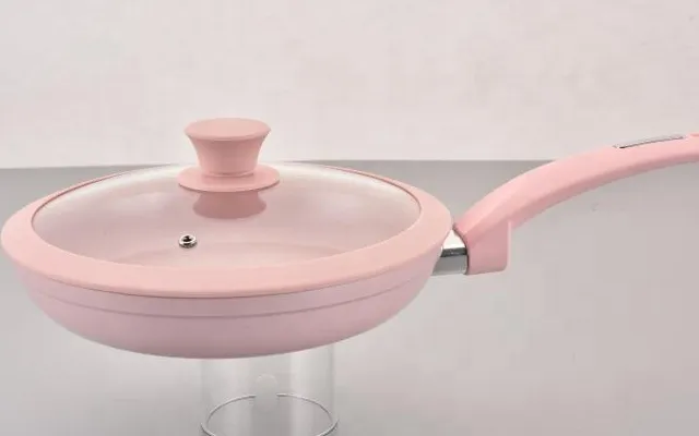 Aluminum Ceramic Coated Frying Pan Detail