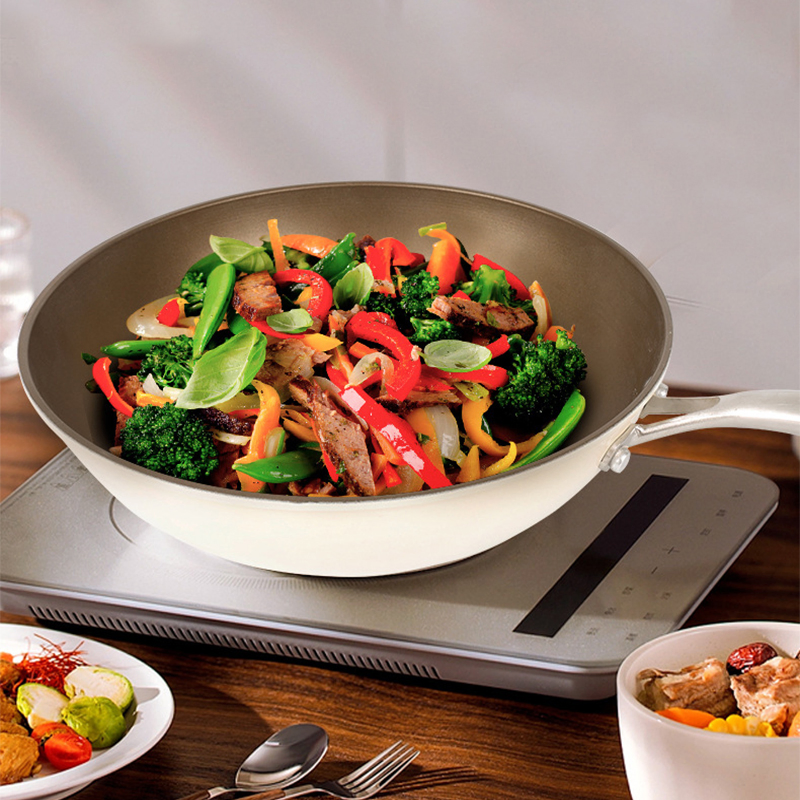 Titanium Alloy Non-Stick Ceramic Frying Pan Flat Steak Pan Induction