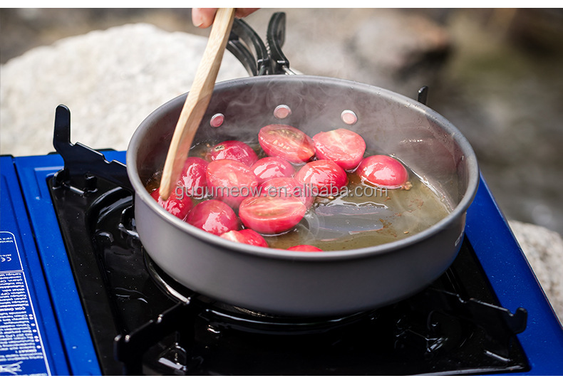 Camping pot set detail view 4