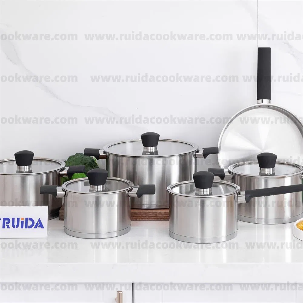 China Factory 11PCS Black Soft Touch Handle 201ss Cookware Set