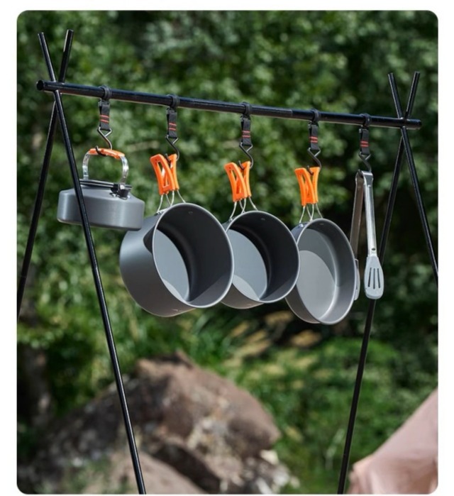 Modern Design Portable 3-4Person Camping Cookware Set Includes Pot Kettle 2 Cups Spoon Sustainable Outdoor Backpacking Trips