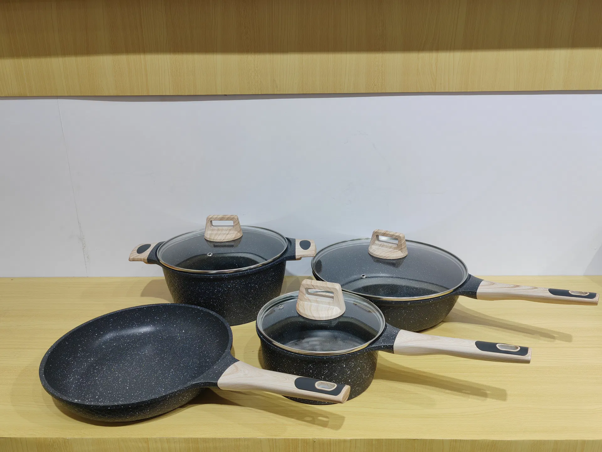 Kitchen Ceramic Pot Pan Frying Saucepan Saute Stay-Cool Handles Nonstick Cookware Set