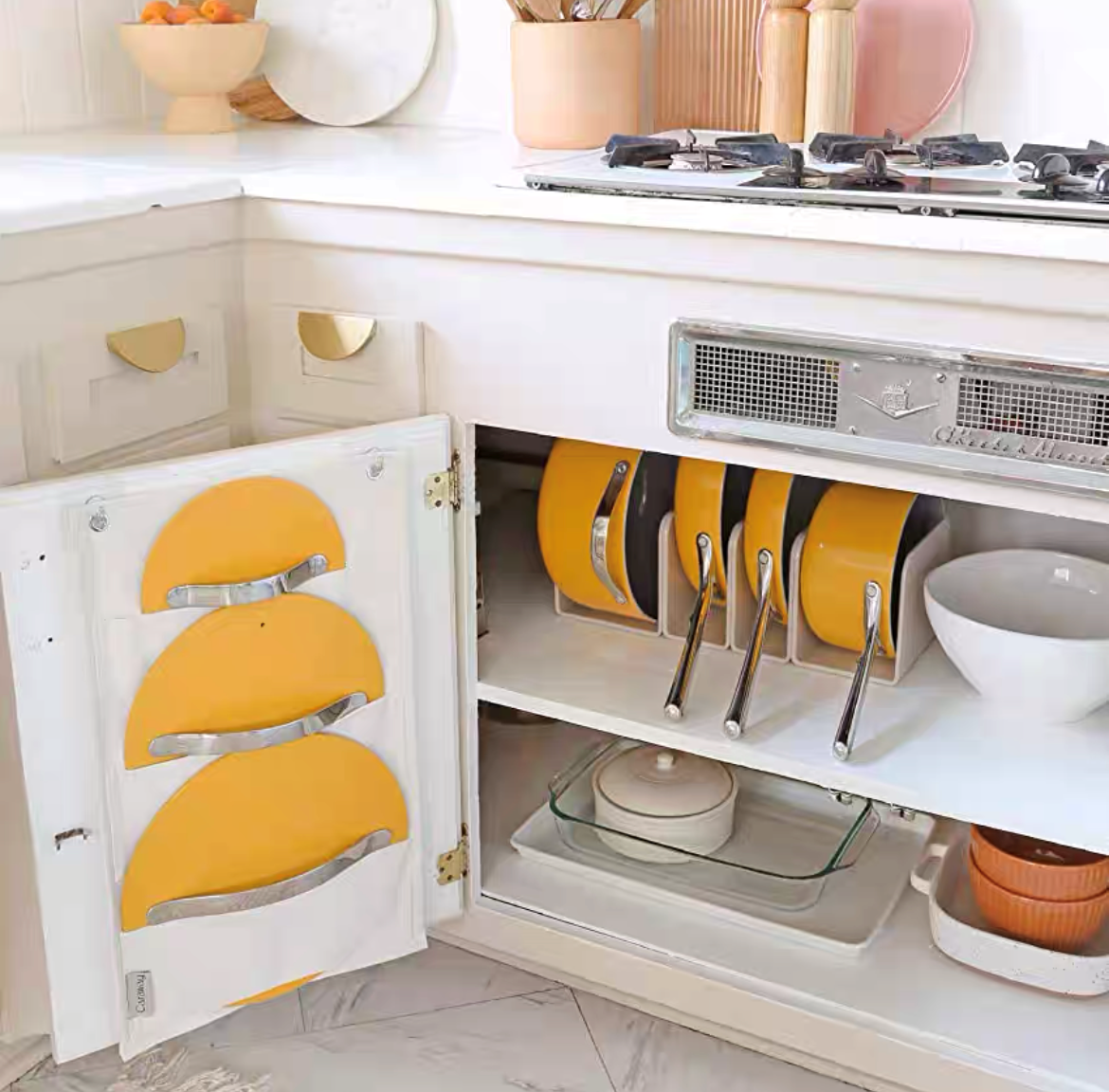 Cookware detail 8
