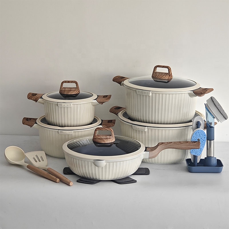 Cookware Detail 1