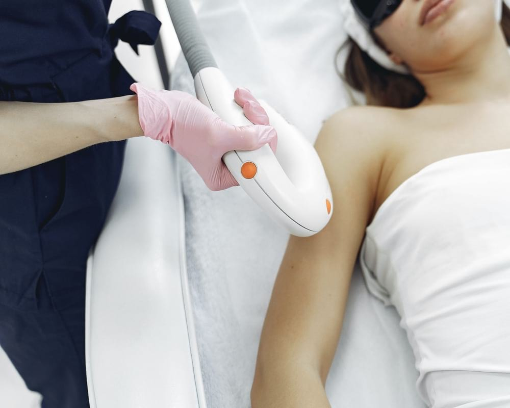 Professional IPL M22 Skin Care System Device with Anti Aging and Deep Pore Cleansing Tattoo Removal