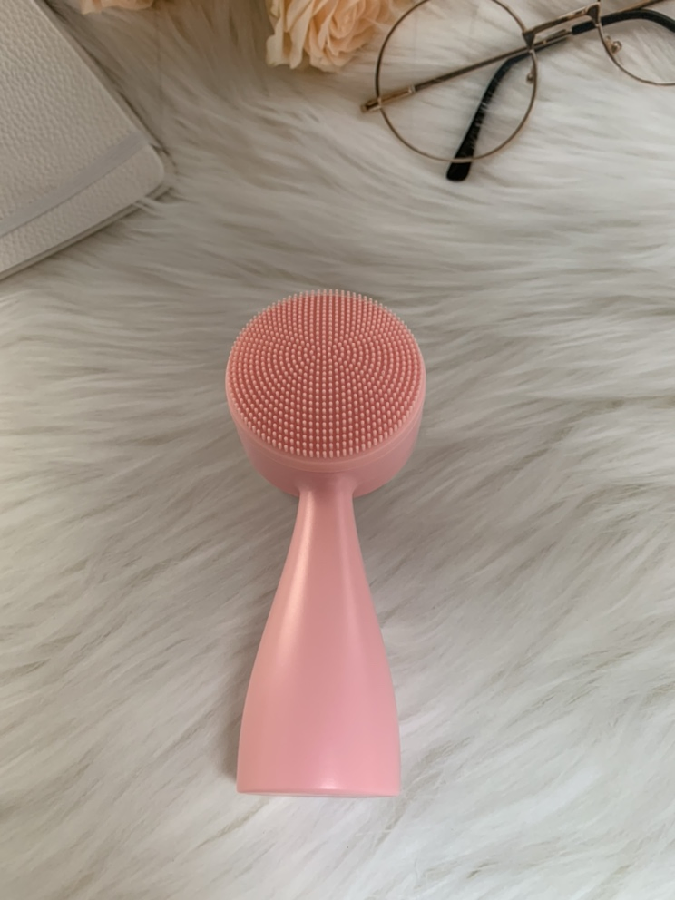 Waterproof Portable Electric Cleanser Rechargeable Silicone Face Scrub Device Facial Cleansing Brush