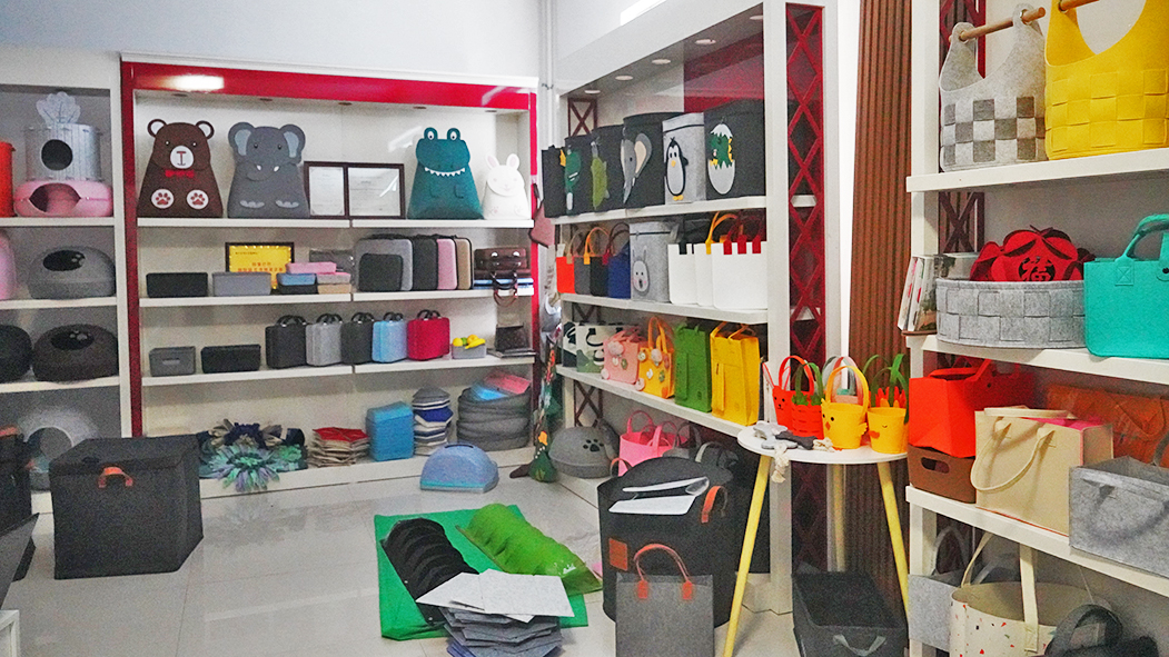 VR Showroom Preview