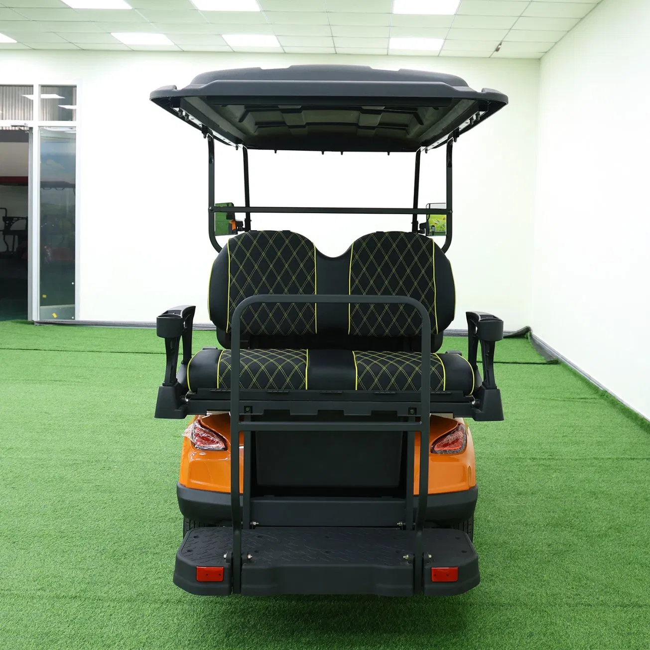 2, 4, 6 Seats Electric Lifted Hunting Golf Buggy Cart with Foldable Windshield