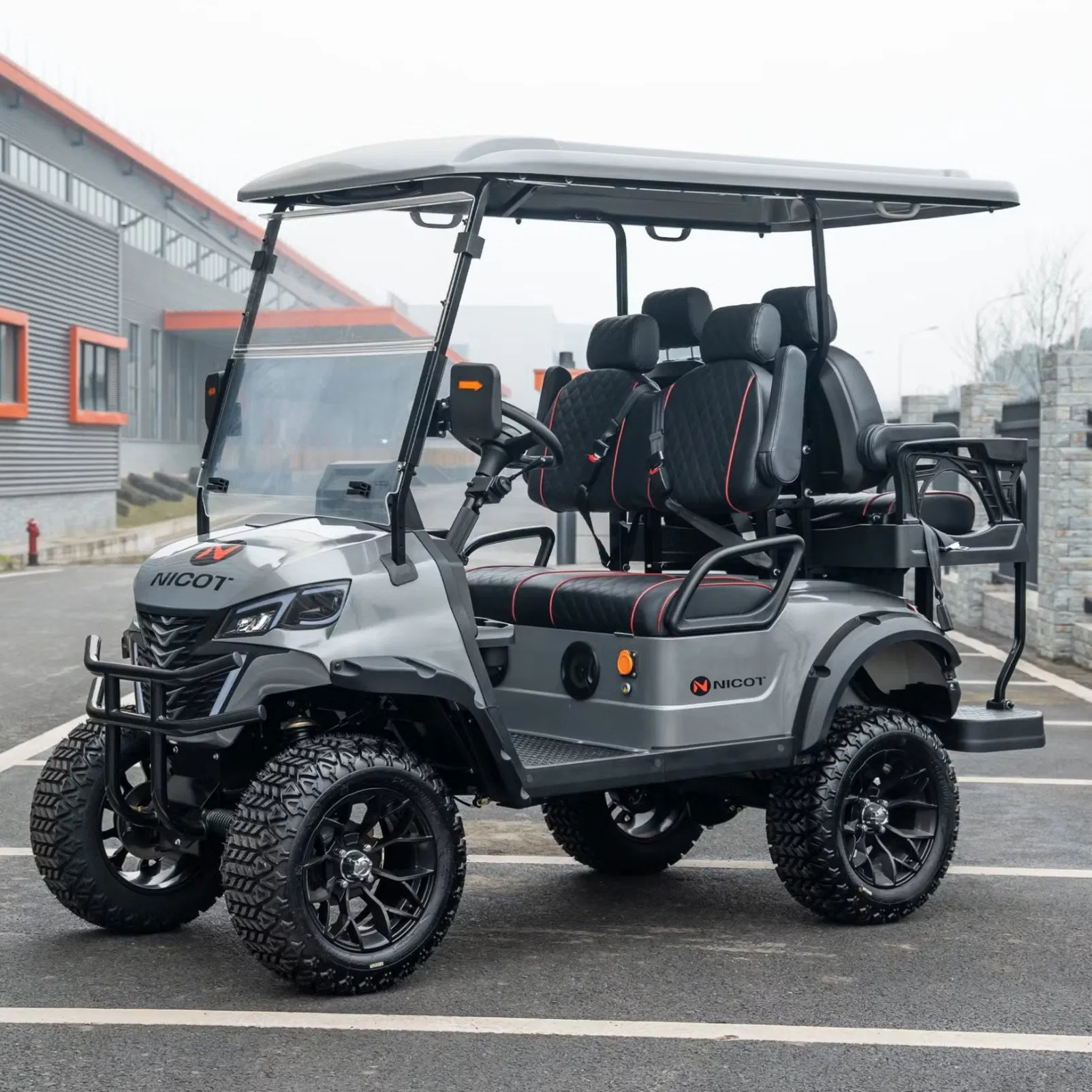 Luxury 4-Passenger Golf Cart with High-Resilience Leather Seats &amp; Foldable Plexiglass Roof