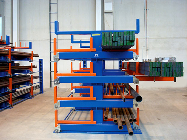 Arm Movable Steel Industrial Pipe Fabric Storage Roll Out Cantilever Shelving Crank-Out Cantilever Rack for Long Ltem Storage