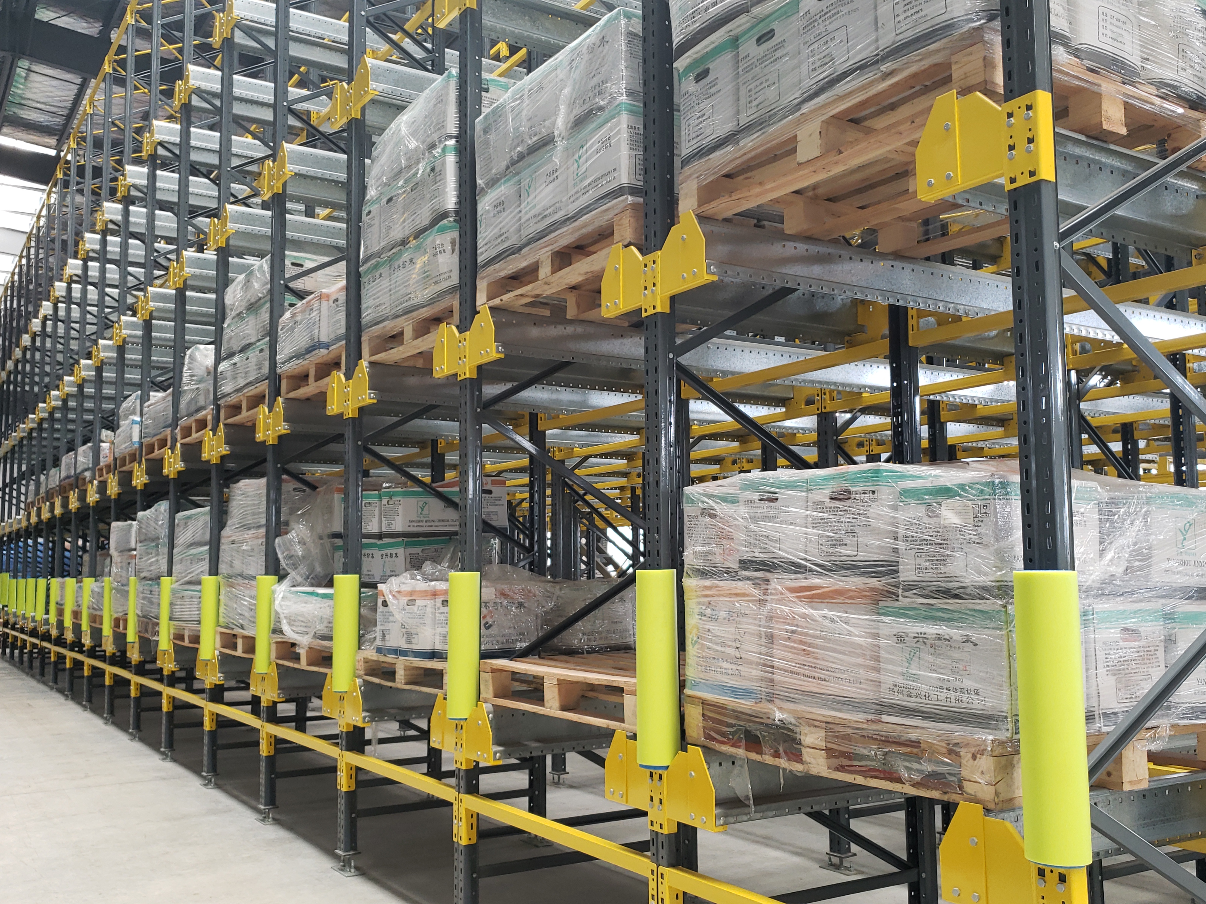 EBILTECH CE Certified Two Way Shuttle Clad Racking Warehouse Integrated Rack for Deep Lane Storage