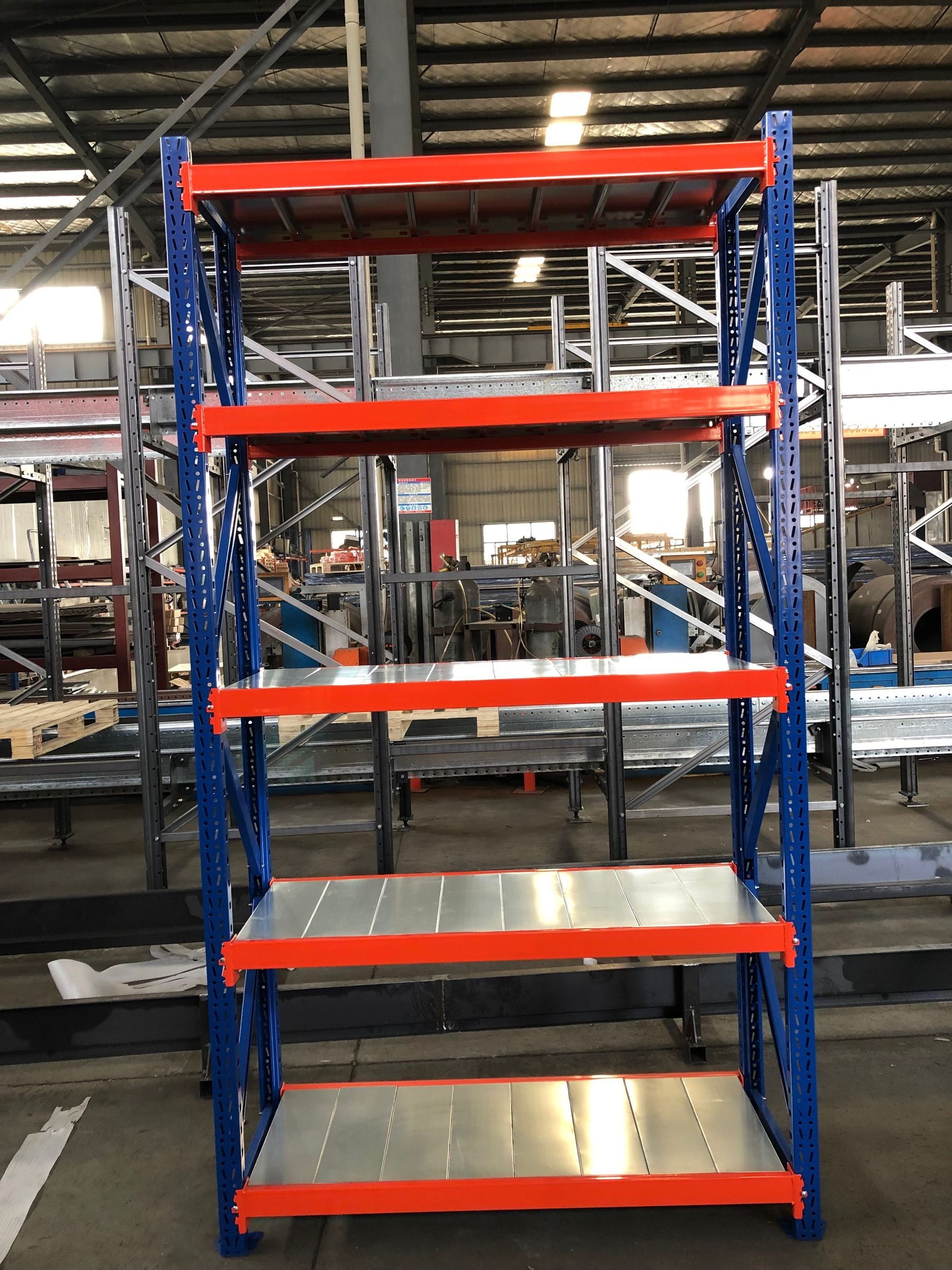 Factory Direct Sale Storage Steel Racks Long Span Racking 200KG 300 KG 500 KG