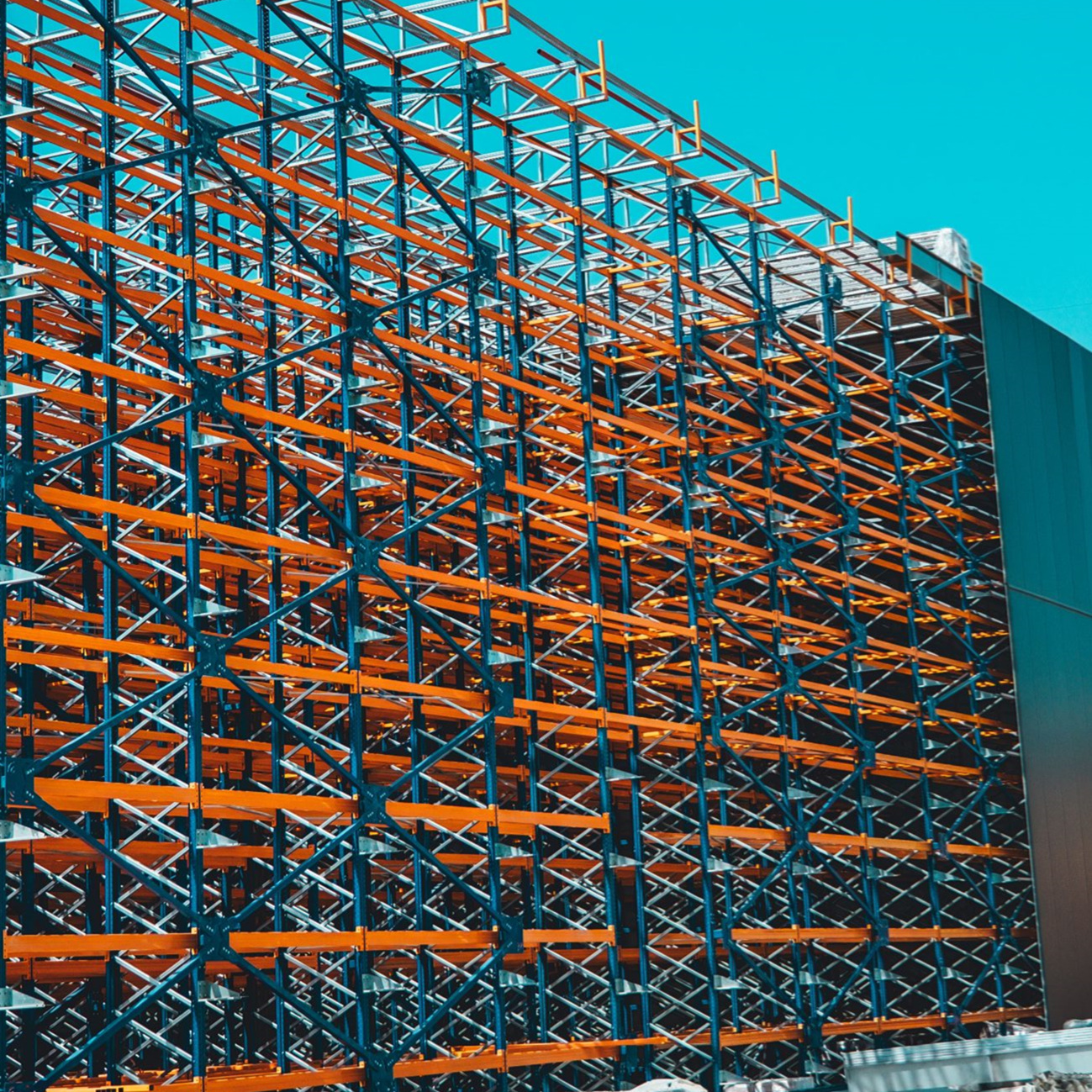 Professional Manufacturer Steel Clad Rack Building Self-Supporting Heavy Duty Anti-Rust Warehouse Racking Integrated Storage
