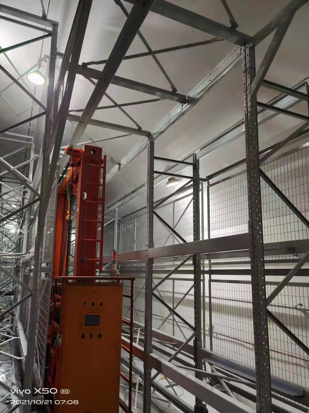 EBILMETAL EBIL-DDJ Heavy Duty Steel Q235 Load Stacker Crane Corrosion Protection Max 6 Tons Capacity SGS/CE Certified Storage