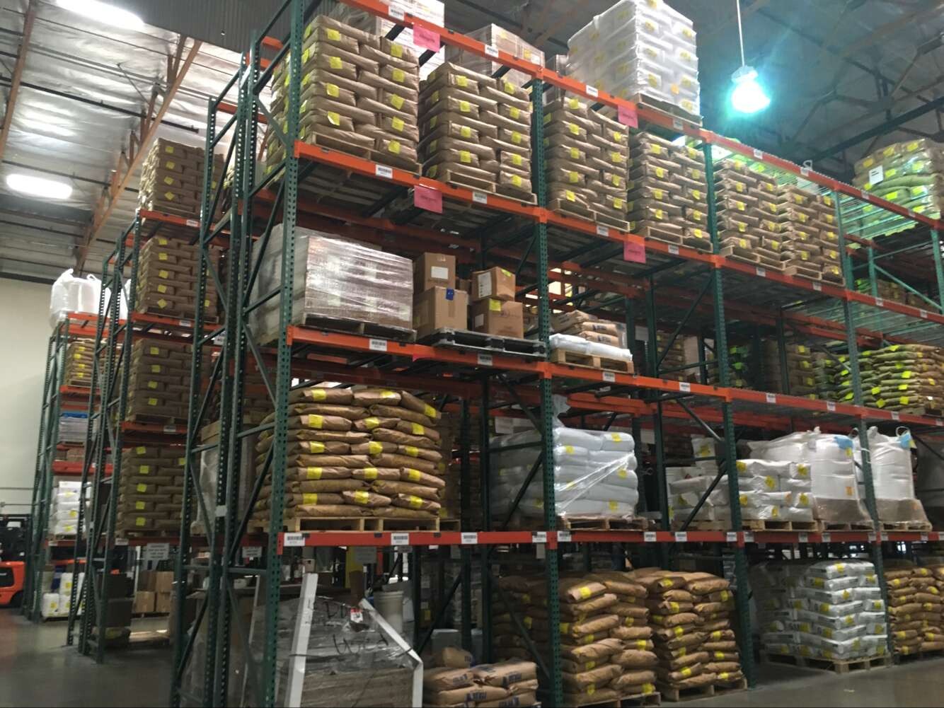 EBIL TECH USA Teardrop Type Rack Shelf Upright for Selective Warehouse Rack