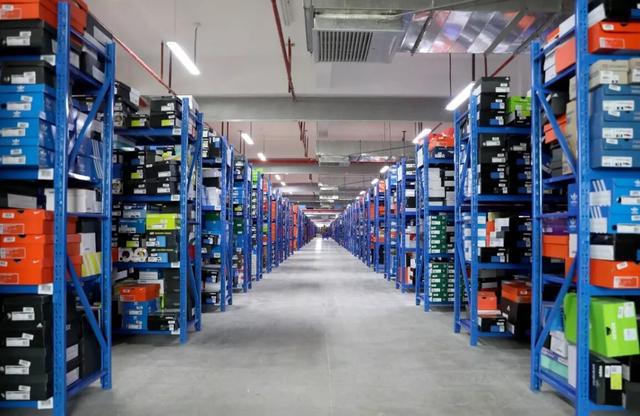 Drug Warehouse Selective Steel Rack 5 Layers Storage Medium Duty Racks