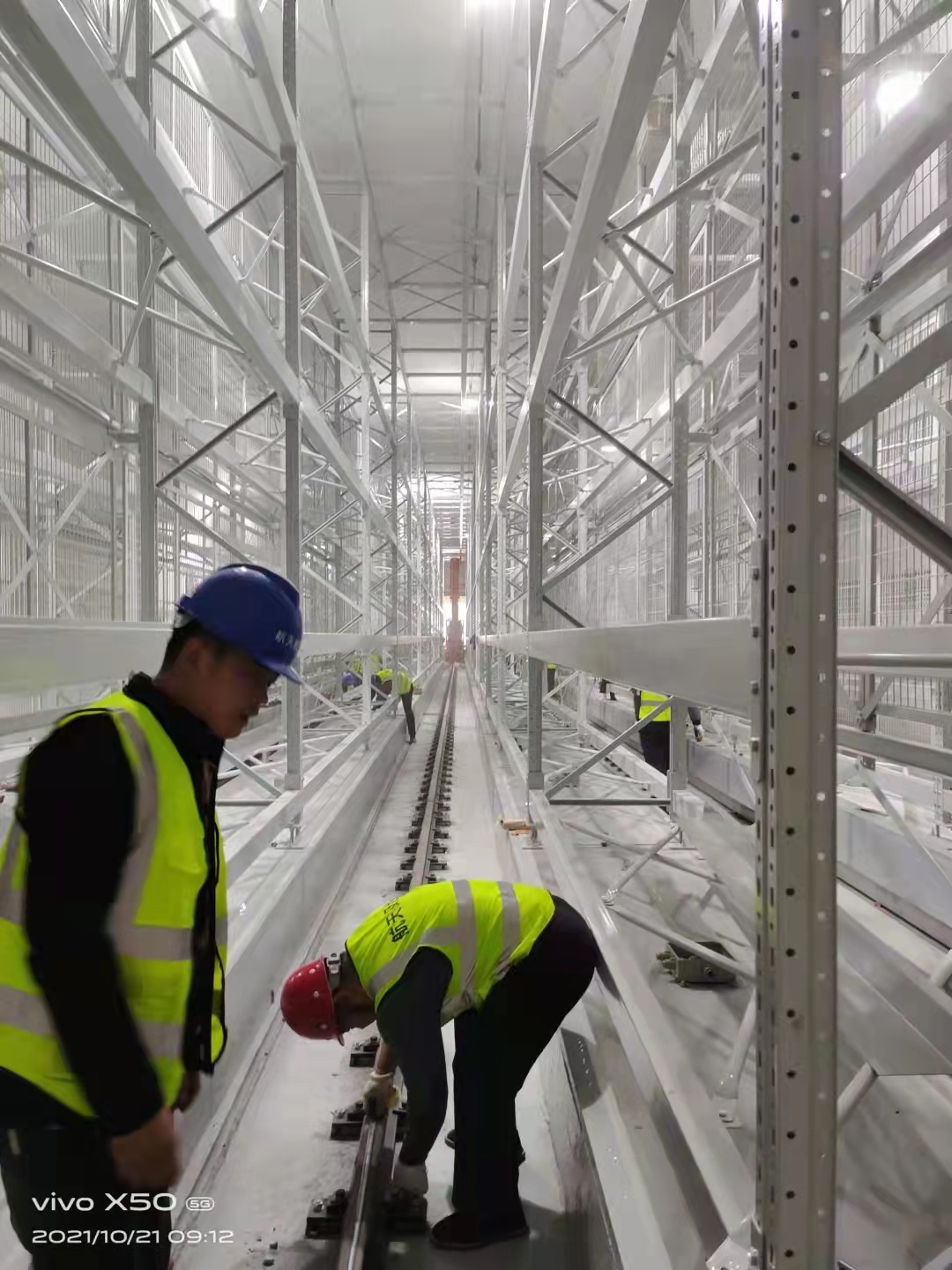OEM ODM Warehouse Storage Single Column Pallet Stacker Crane for Automatic Warehouse Racking Storage System