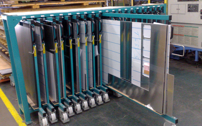 OEM and ODM Sheet Metal Rack Compart Vertical Roll Out Glass Rack