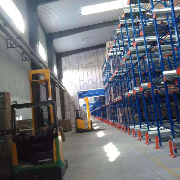 Battery Powered Warehouse Radio Shuttle Cold Chain Storage Industrial Automated Pallet Shuttle Systems