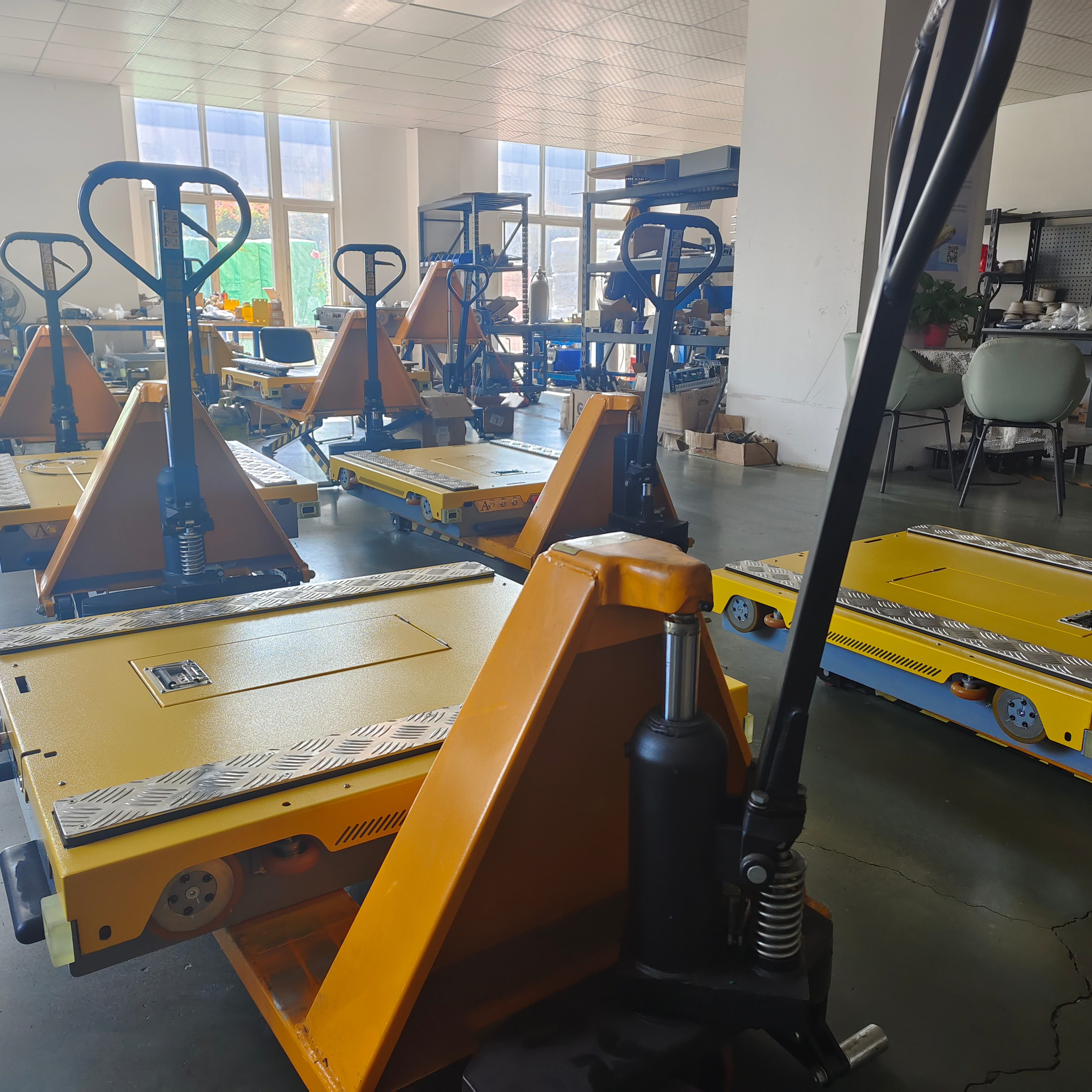 EBILTECH Pallet Racking Robot Pallet Shuttle System Warehouse Storage Robot Pallet Carts With CE  Certificate