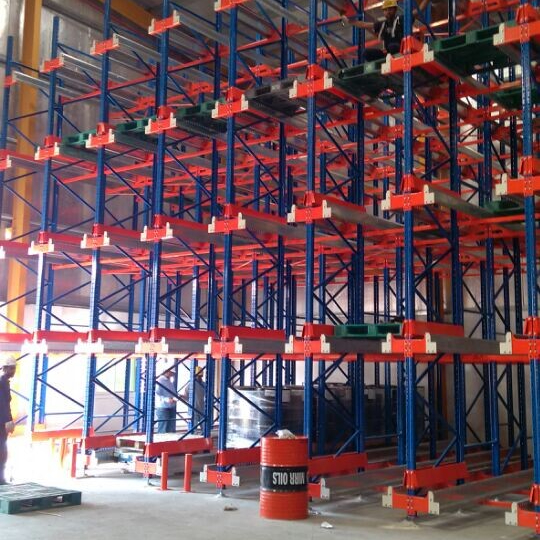 Radio Shuttle Racking with Pallet Runner and CE Certificates