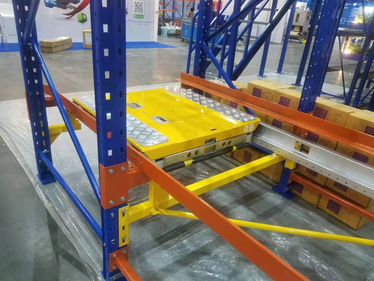 EBILTECH EBIL-RS Warehouse Robot Pallet Radio Shuttle Shelving Storage Equipment 2000kg Load Capacity for Automated Racking