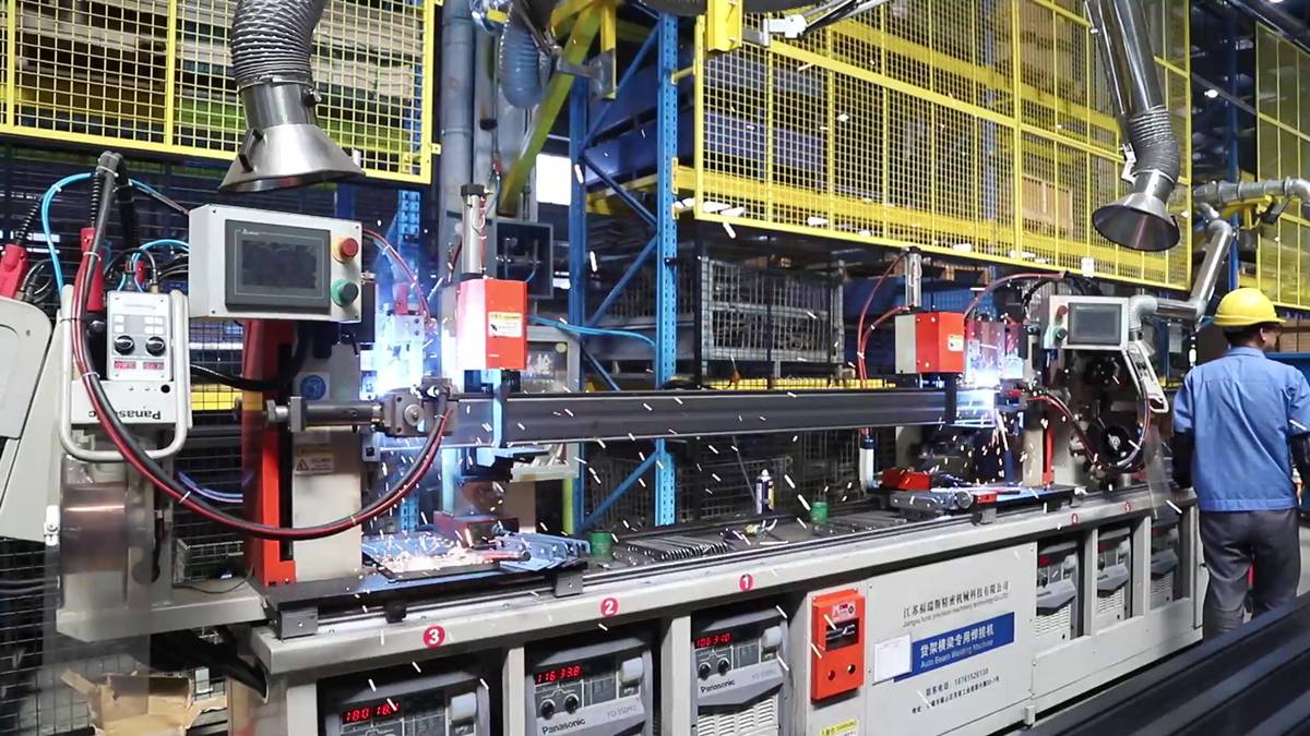 Automatic Welder