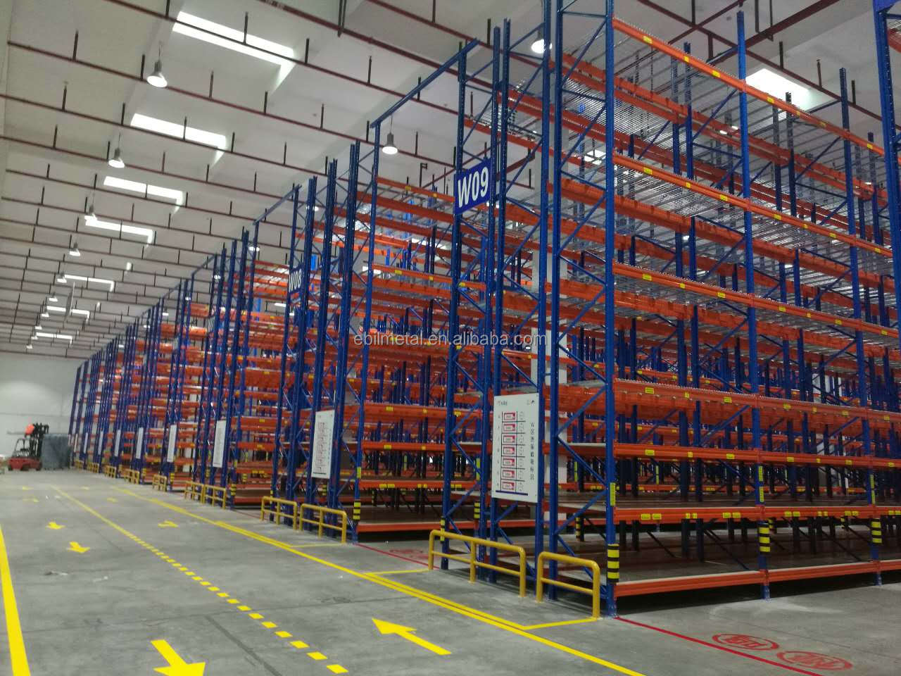 Heavy Duty Selective Pallet Rack Steel Corrosion Protection CE Certified Warehouse Storage Equipment