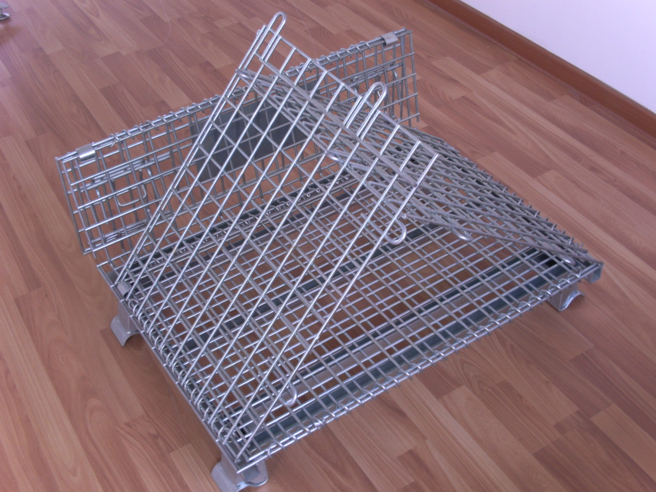 Customized Foldable Mesh Cages Galvanized Goods Warehousing Container Metal Net Cage Wire Cage Mesh Box for Factory