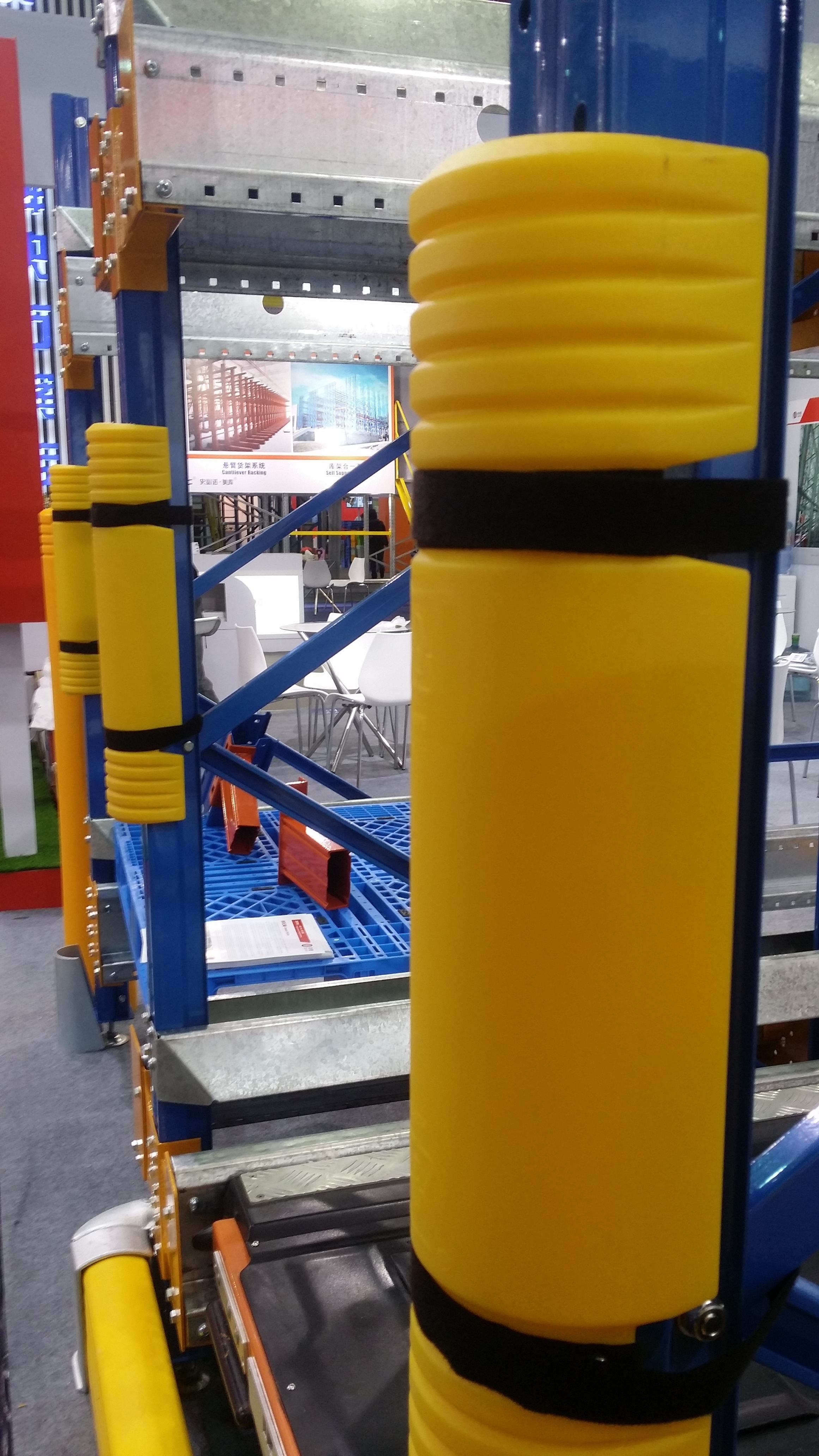 FEM 10.2.02 IMPACT TEST PVC Column protection Guard for Racks 2017