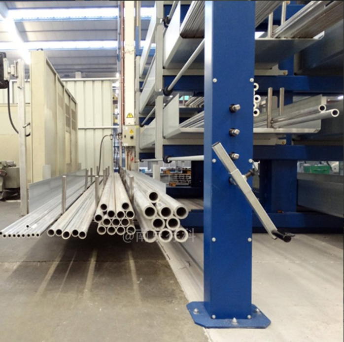 Roll Out Telescopic Cantilever Shelf Rack System Electric Retractable Steel CE Certified Corrosion Protected