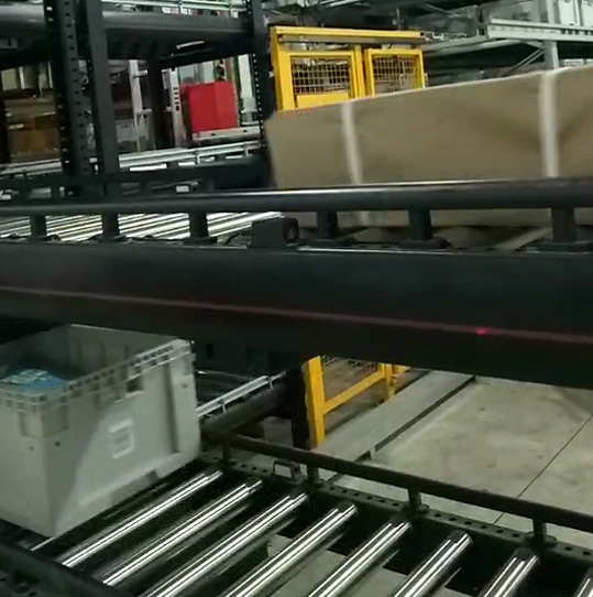 Steel Multi Shuttle Systems Corrosion Protection Radio Shuttle Rail Guide 1500kg Pallet Capacity for Automatic Warehouse (CE