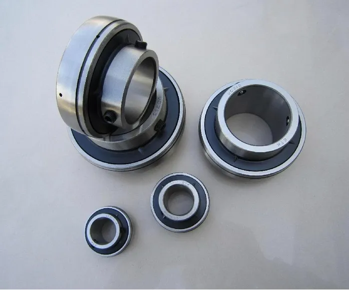 Cast Iron Housing Four-Bolt Cartridge Flange Ball Bearing Units (UCFC204)
