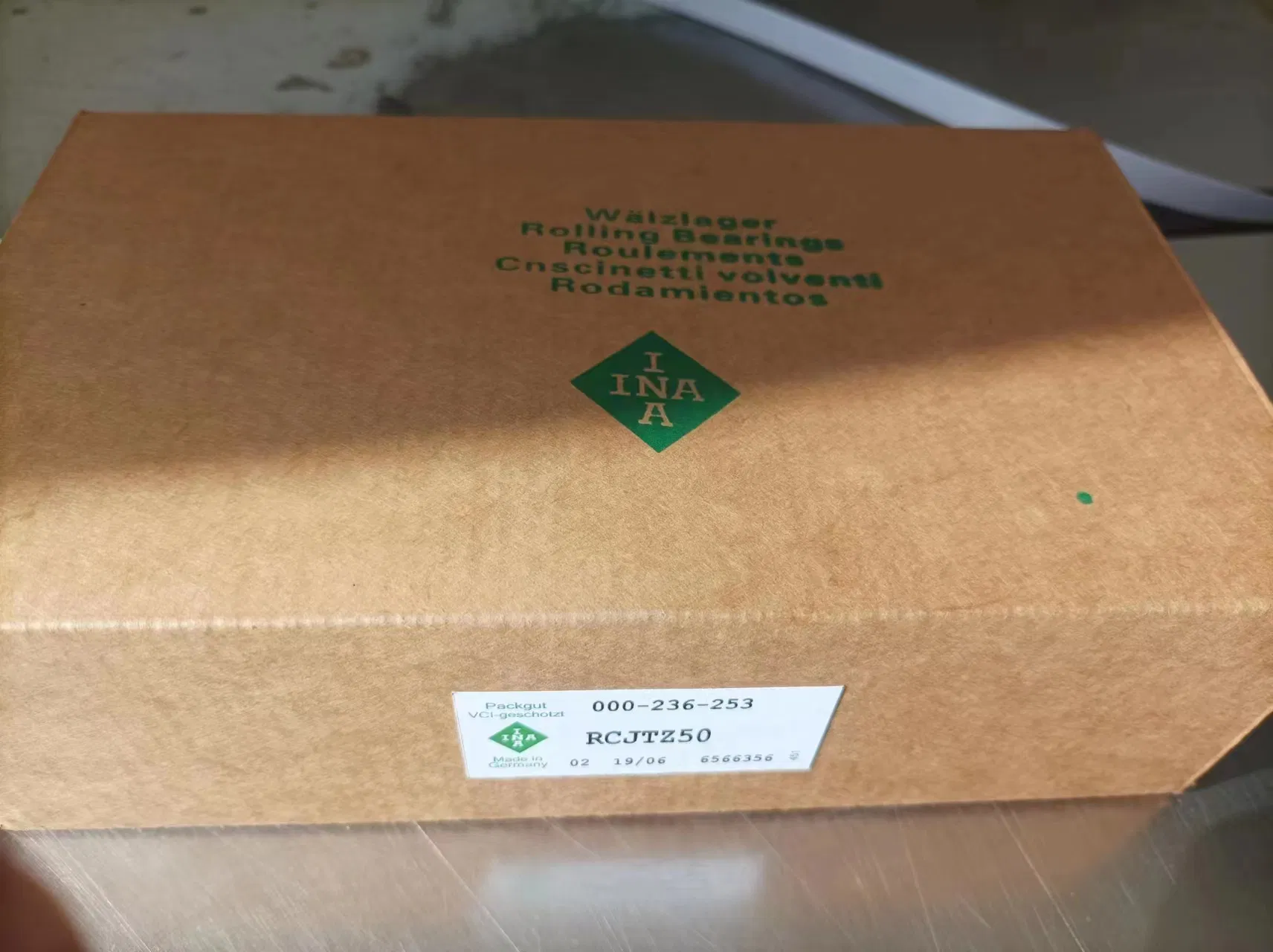 SKF FAG NSK NTN Asahi NACHI Dodge Pillow Block Bearing /Mounted Bearing Units/Insert Bearing/Bearing Units/Qt450/UCP205