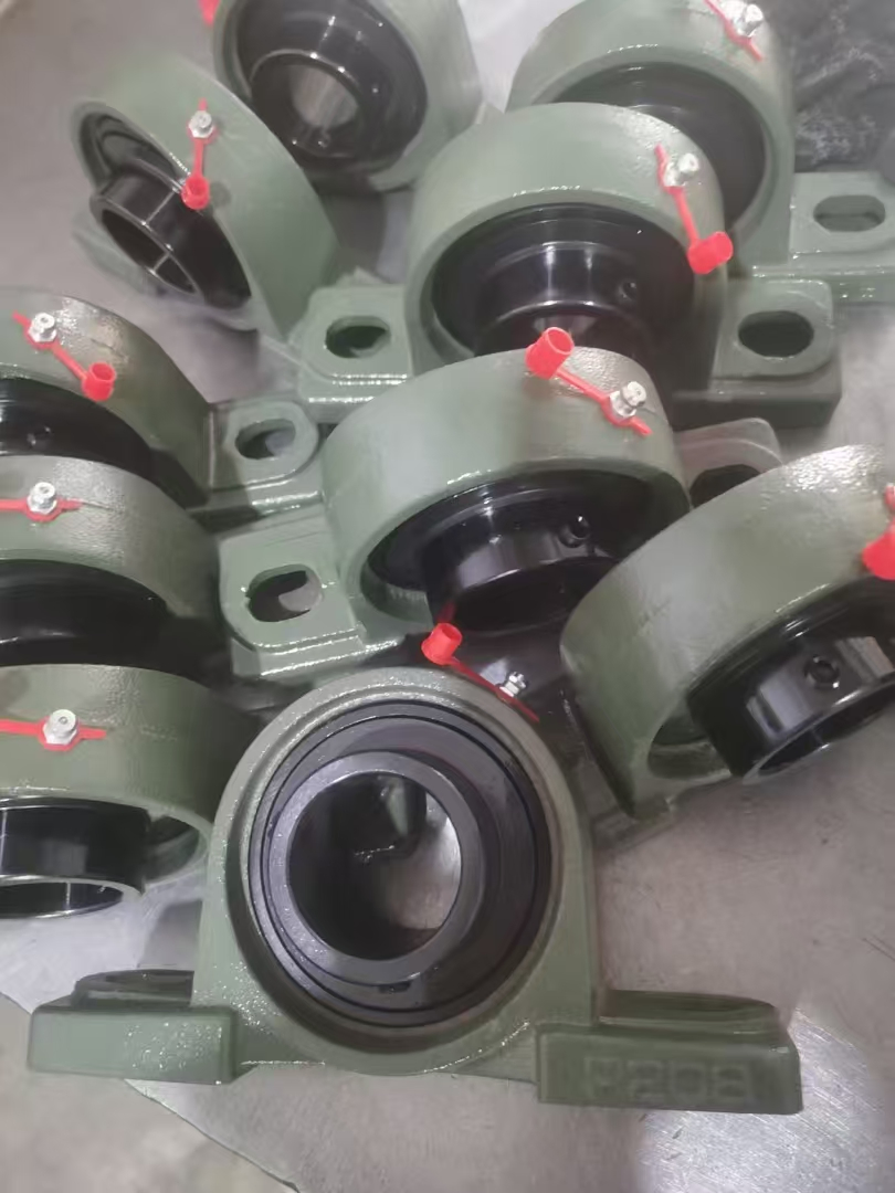 Heavy Housing Pillow Block Bearing UCP211 Insert Bearing for Agricultural Machinery