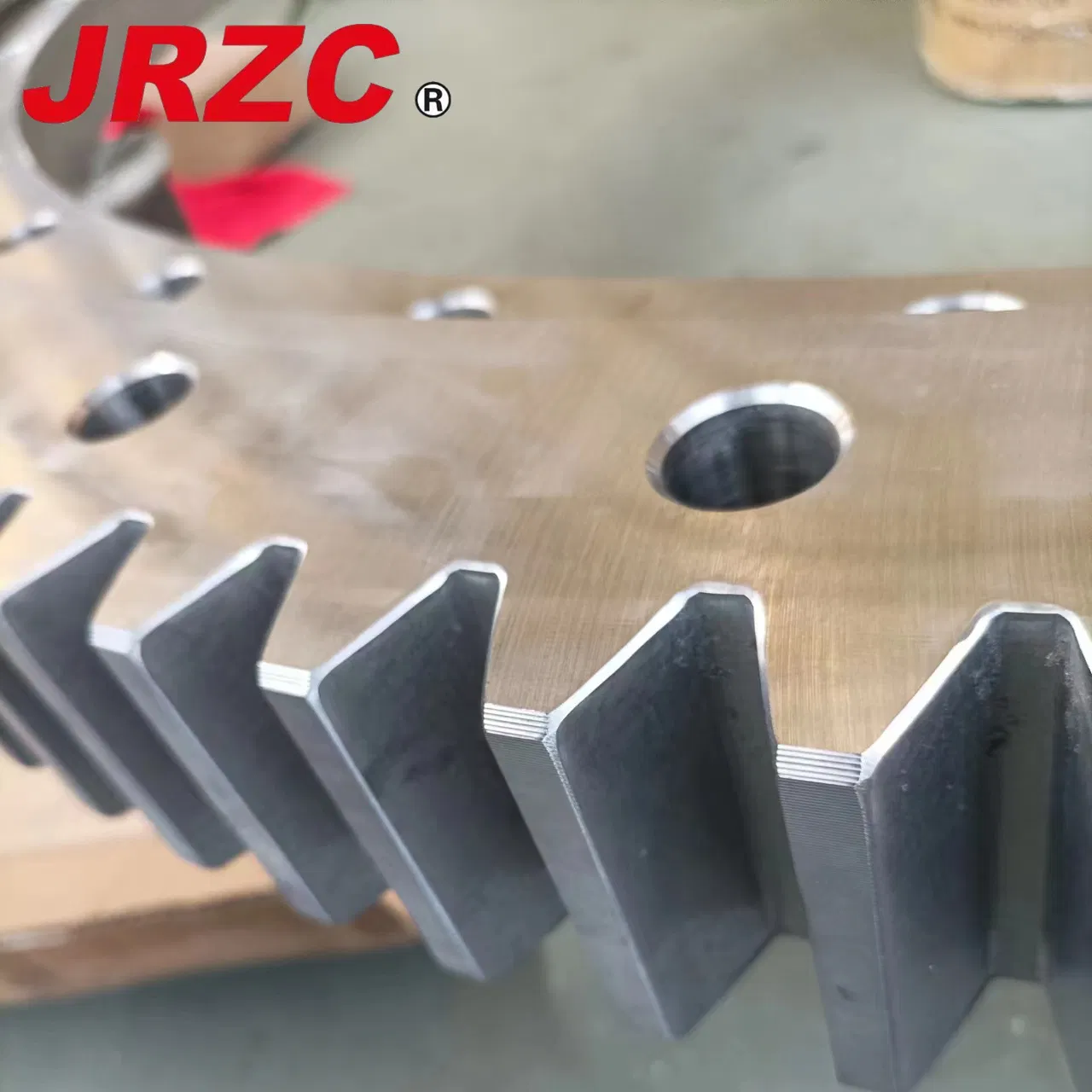 Good Quality Four Point Contact Ball Slewing Bearing with External Gear Ve140A01