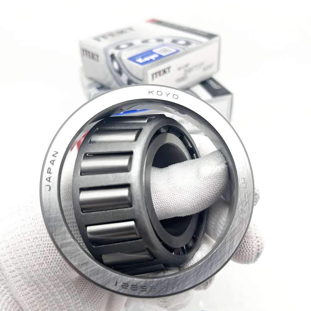 Koyo Bearing 30205 30303 30304 30206 30305 Tapered Roller Bearing for Auto Parts