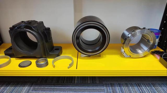 EBM Autoparts international trade team and export logistics operations