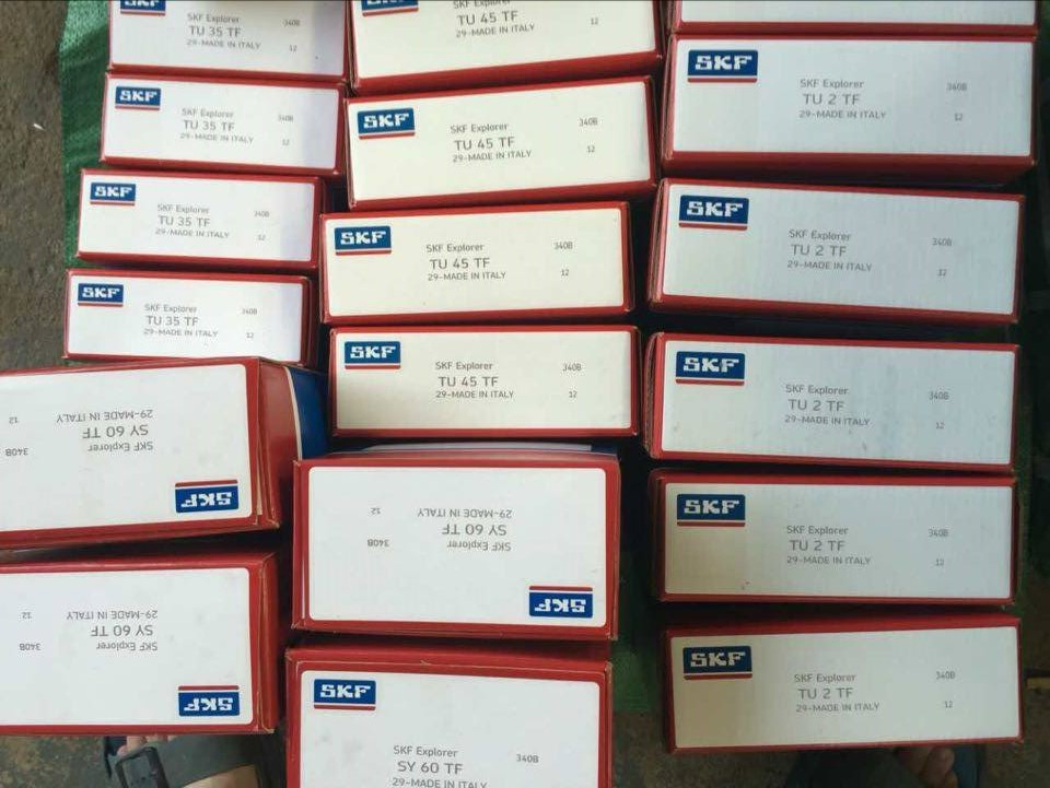 SKF Fy 35 TF Bearing Square Flanged Units 4 Bolt Flange Bearing Unit