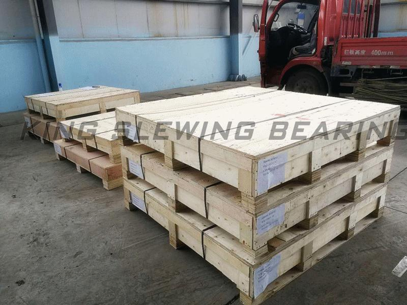 Slewing Bearing 207-25-61100 Komatsu Excavator PC300-7