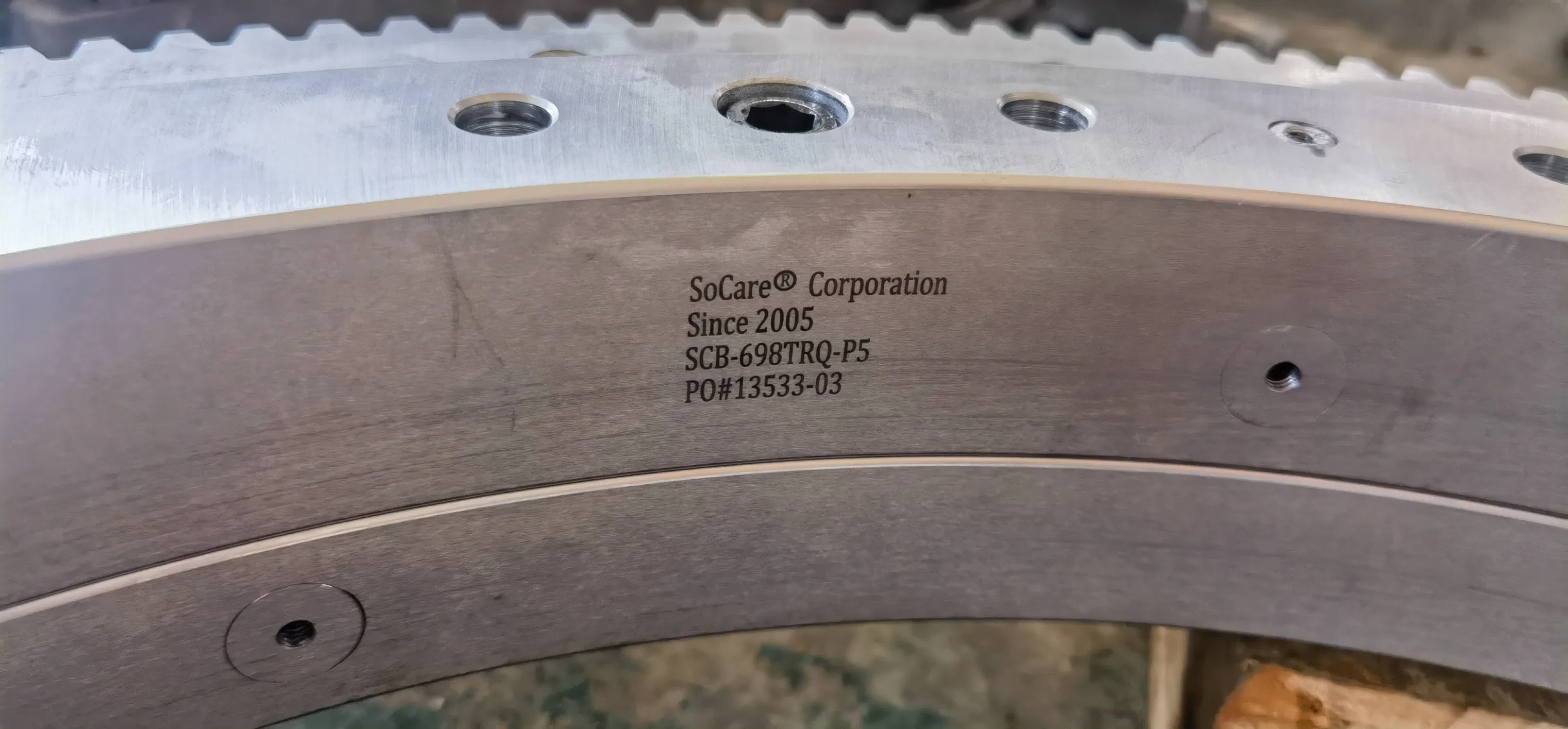 China Factory Good Price High Load High-Precision Carrying Slewing Bearing External Gear Slewing Bearing