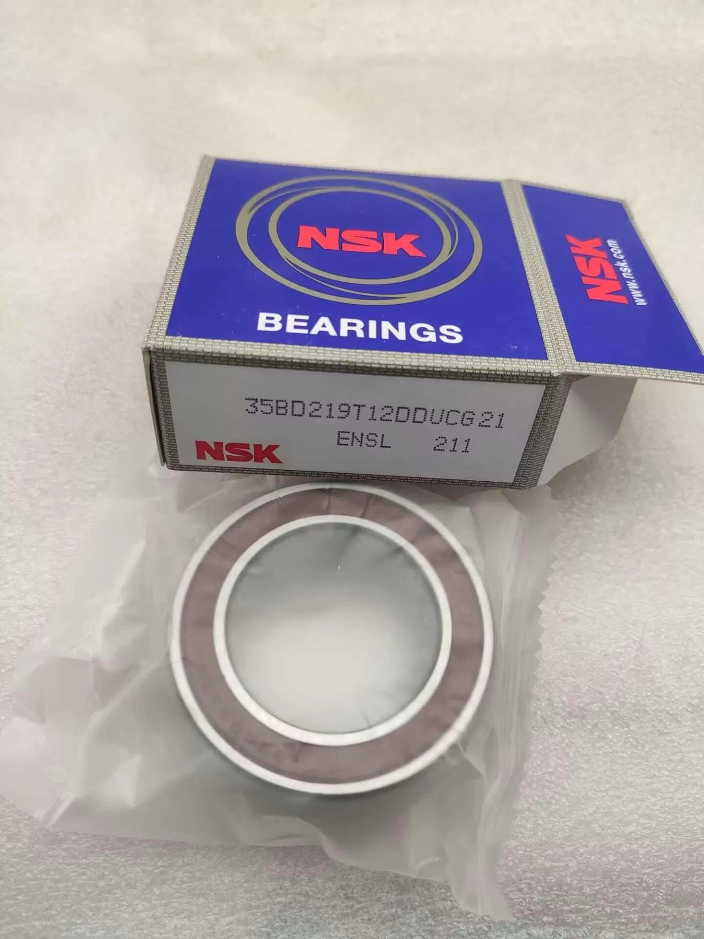 Motor Bearing 6200 6201 6202 6203 6204 6205 6300 6301 6302 6304 6305 Deep Groove Ball Bearing NSK Wheel Bearing for Motorcycle Parts