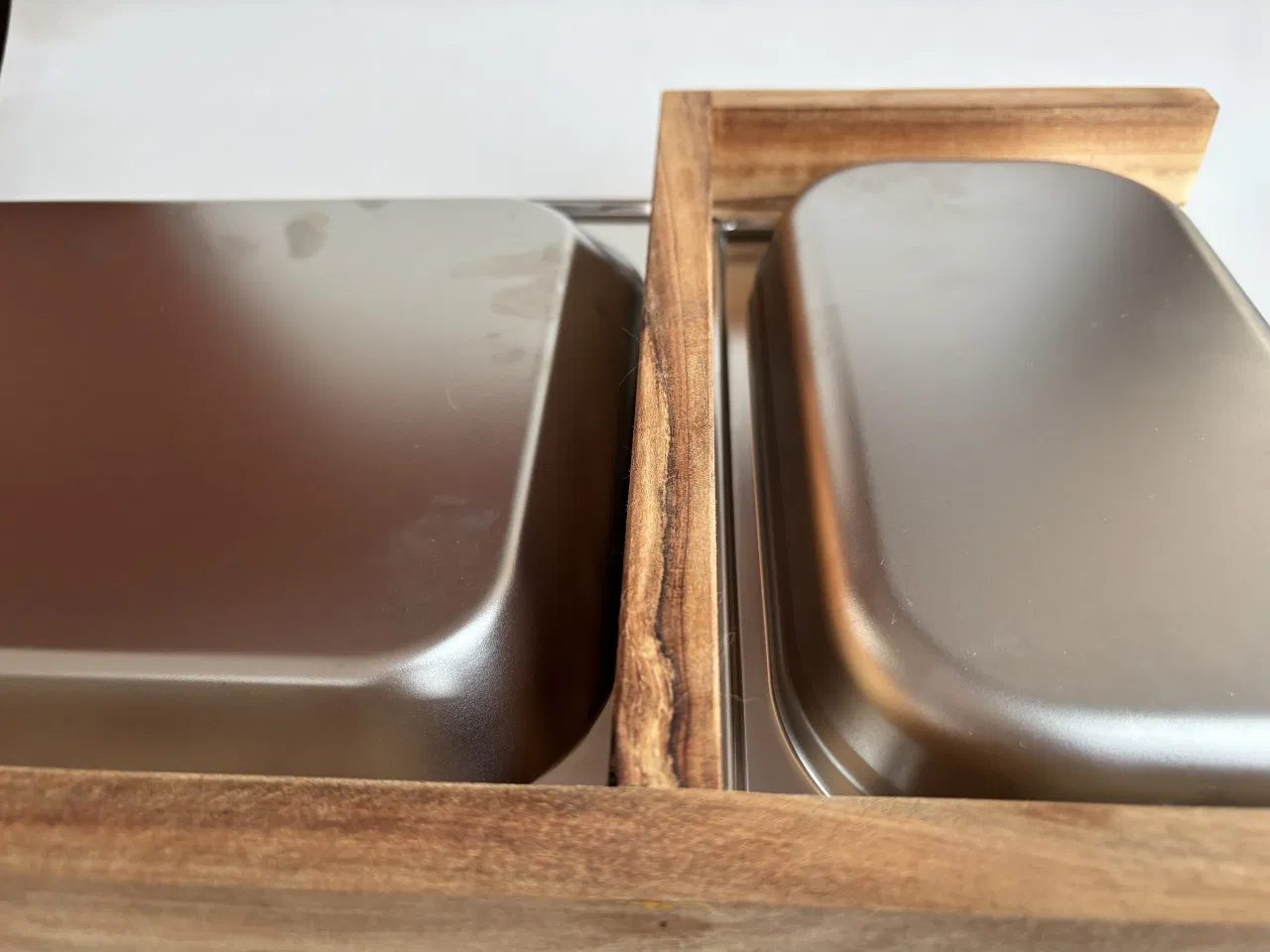 Acacia Wood Board Usage 2