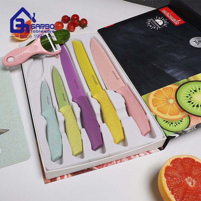 4 PCS Stainless Steel Kitchen Knife with PP Handle Set Kitchen Chef Knife with a Magnetic Gift Box