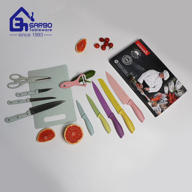 4 PCS Stainless Steel Kitchen Knife with PP Handle Set Kitchen Chef Knife with a Magnetic Gift Box