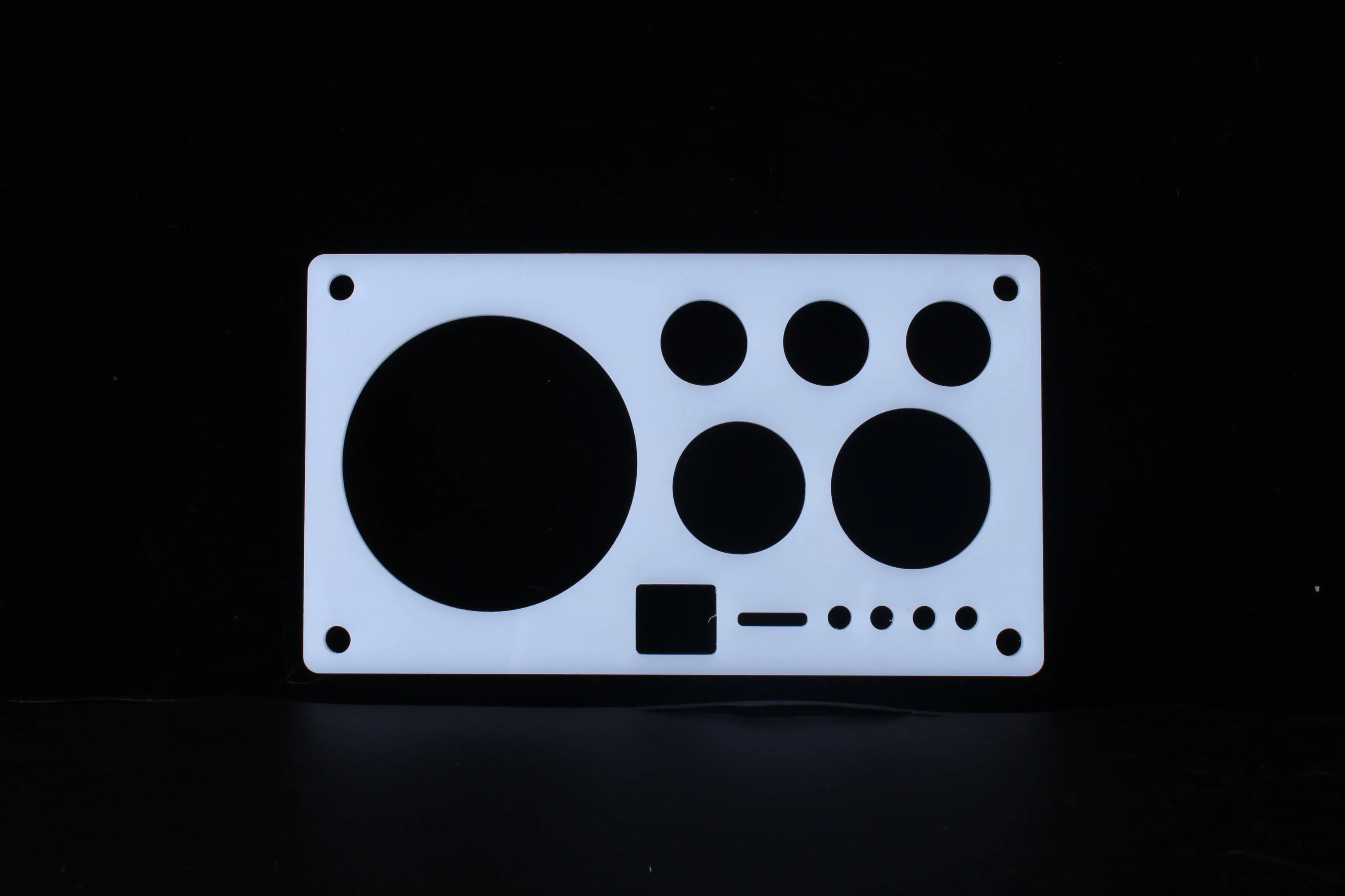 High Quality 2.0mm~20mm Thickness PC Plastic CNC Machining/Bending/Engraving/Cutting Board China Factory